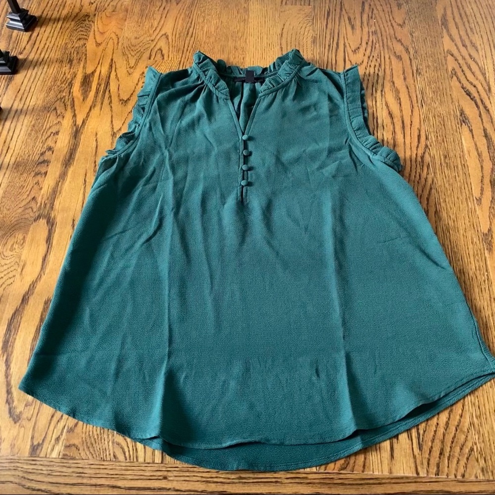mine dark green sleeveless blouse M